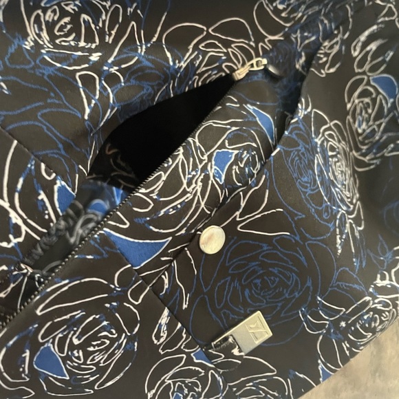 CB DryTec Moisture Wicking Golf Skirt - Picture 6 of 7